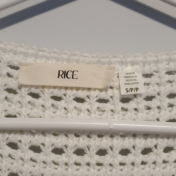 💫 2/$30 • White Knit Sweater - Picture 2 of 2